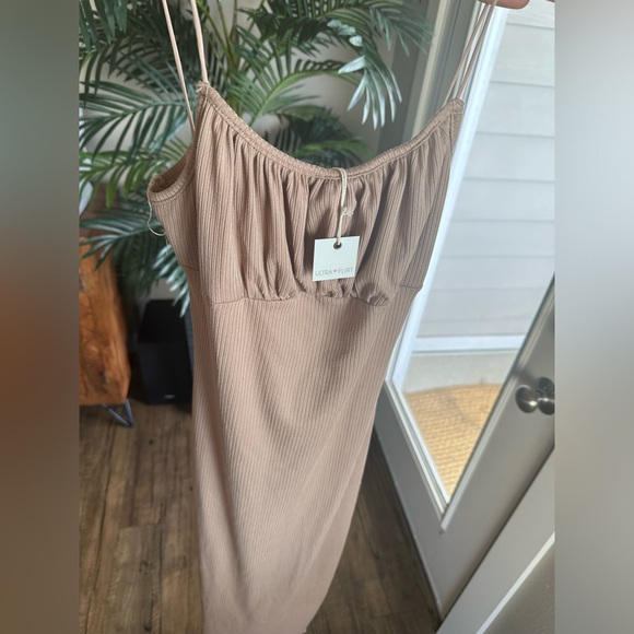 Maxi dress slim fitting - Picture 1 of 4